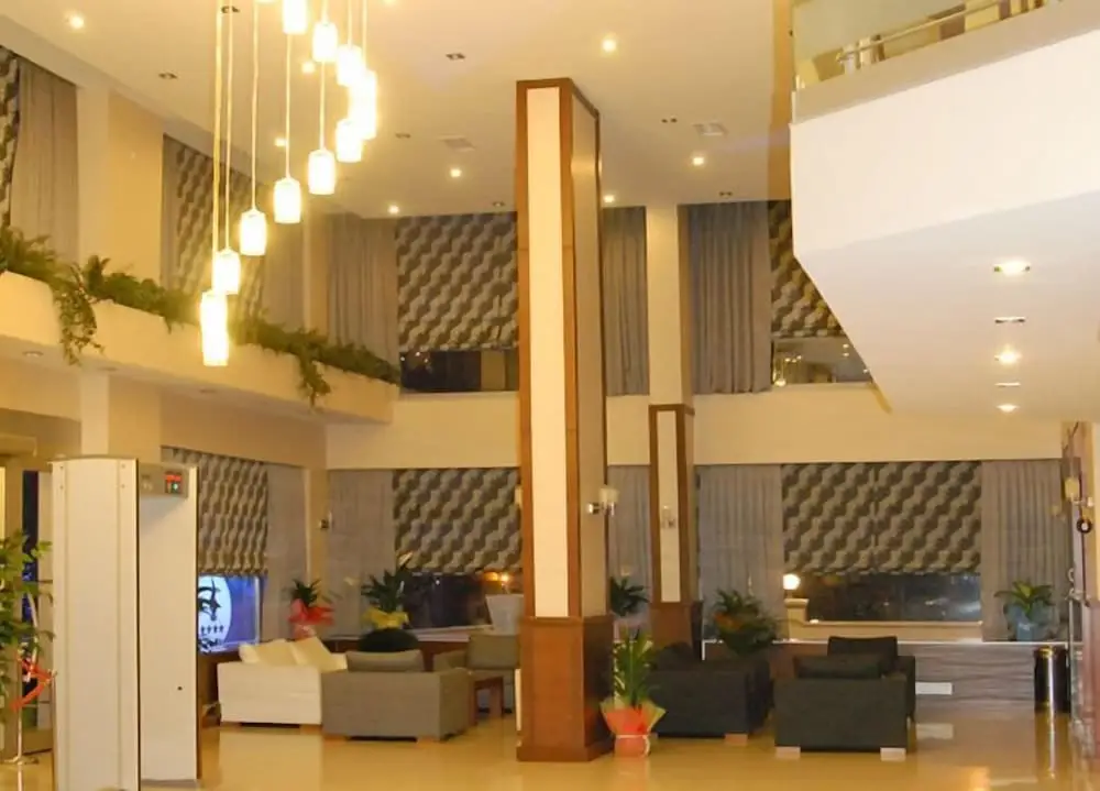 Хопа: Paluri Hotel