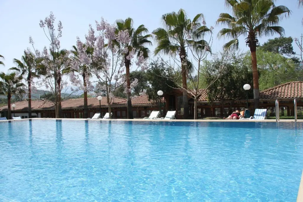 Кумлуджа: Olympos Tanrılar Kulübü