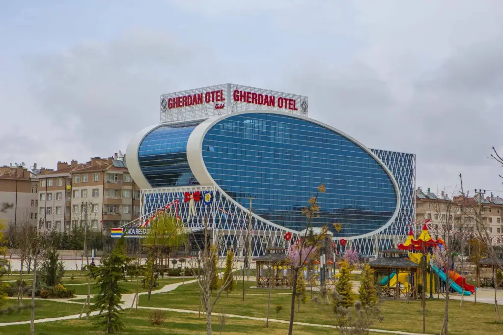 Gherdan Gold Hotel — фото 1