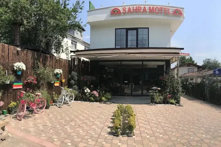 Сакарья: Sahra Motel Sapanca