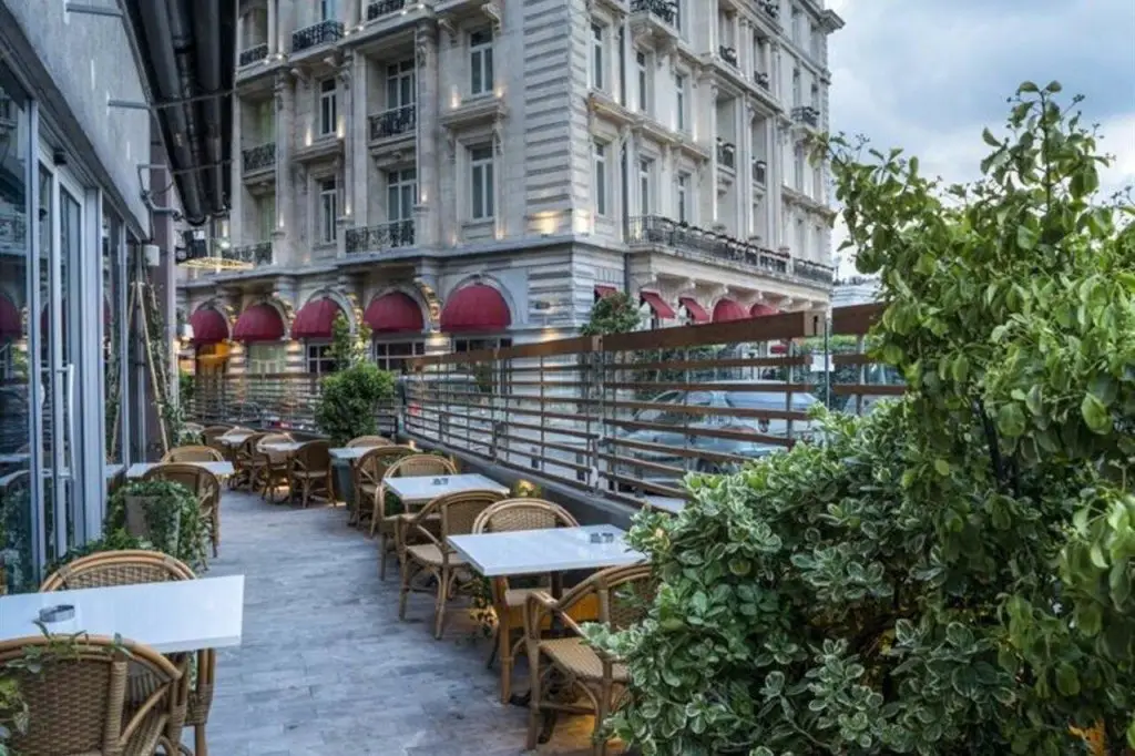 Стамбул: Отель The Marmara Pera