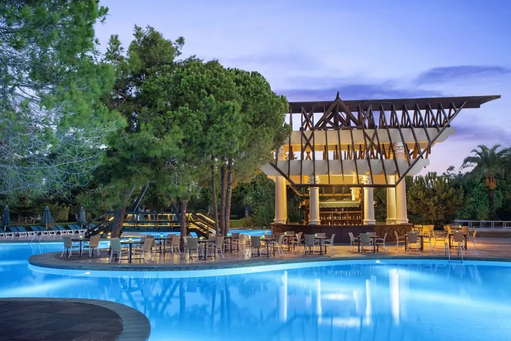 Аксу: IC Hotels Green Palace