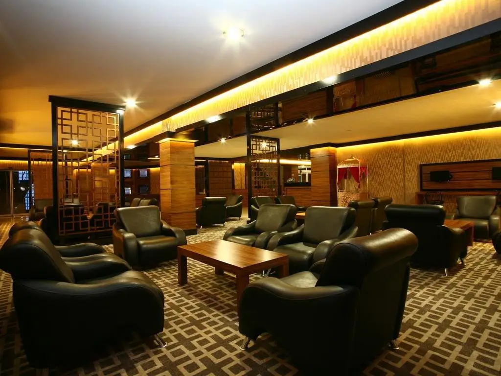 Бозуюк: Grand Cali Hotel