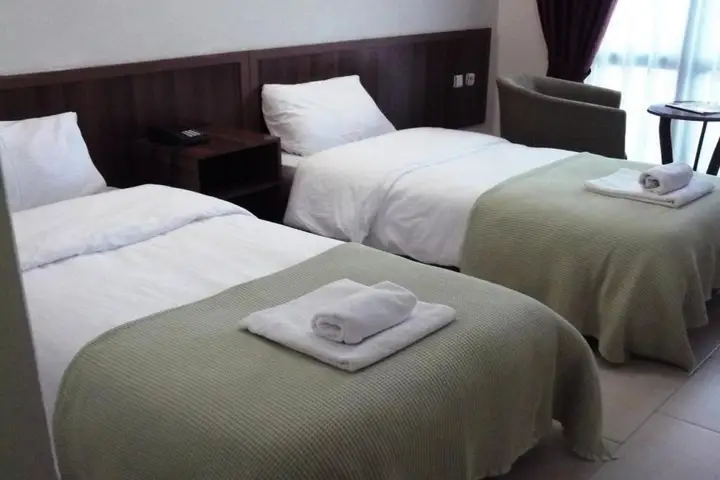 Кушадасы: West Ada Inn
