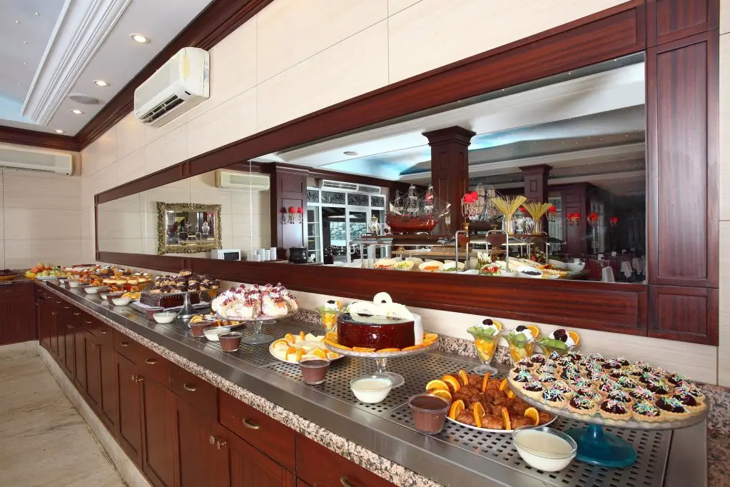 Яликавак: Cactus Mirage Family Club