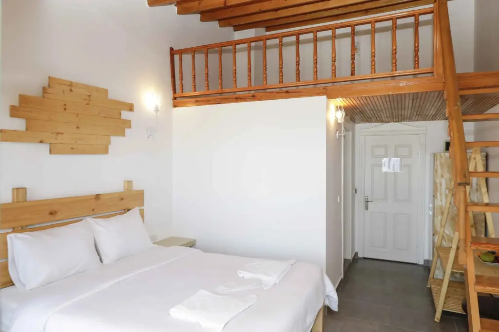 Сыгаджик: Teos Ormanci Tatil Koyu