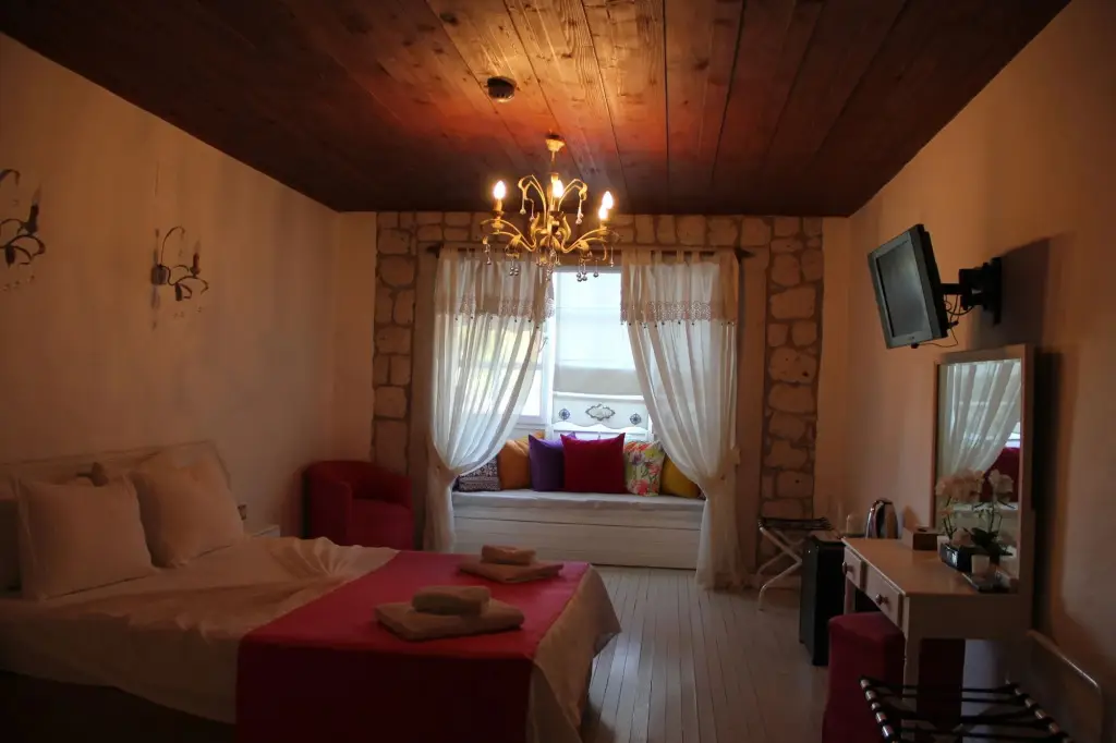 Чешме: Begonvil Otel Alacati