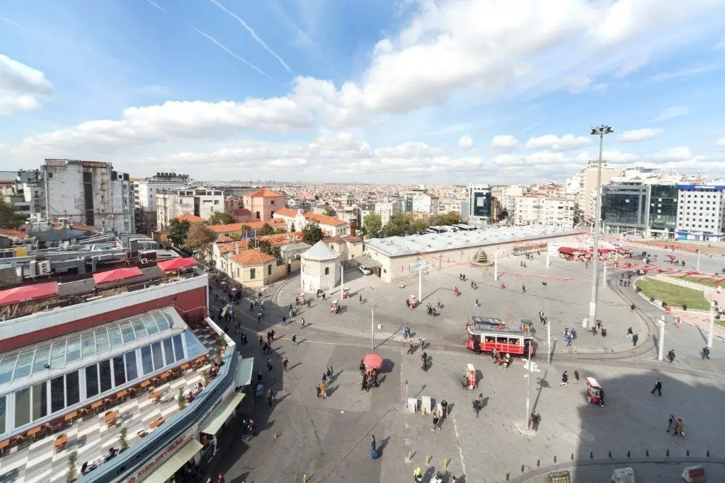 Стамбул: CVK Taksim Hotel