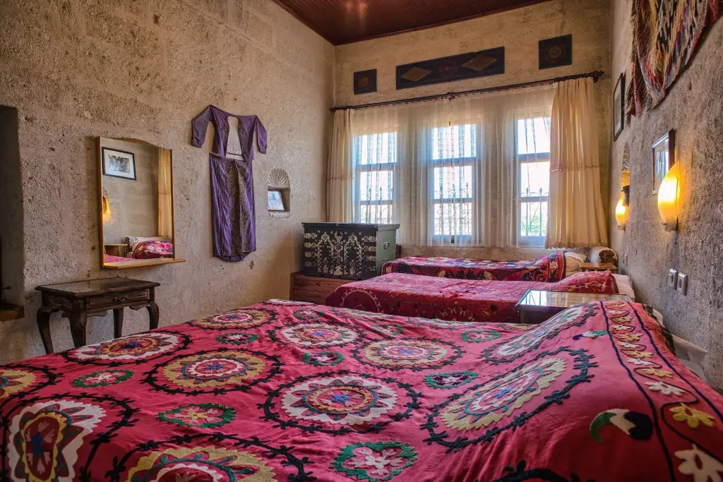 Аванос: Kirkit Hotel