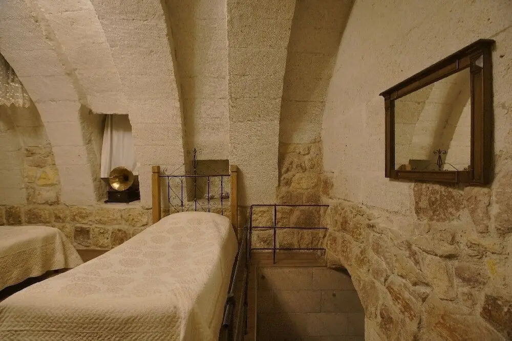 Гёреме: Maron Stone House