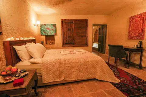 Sinasos Palace Cave Hotel — фото 1