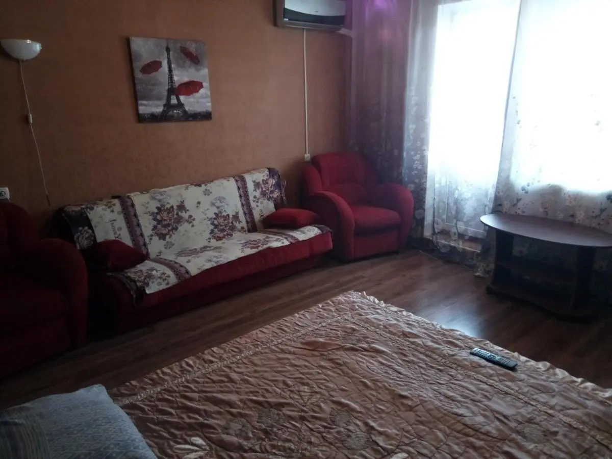 Красноярск: Апартаменты Молокова, 27
