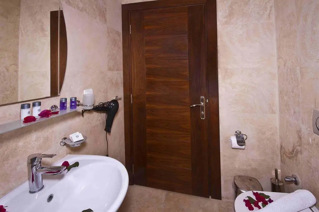 Битез: Sestra Hotel