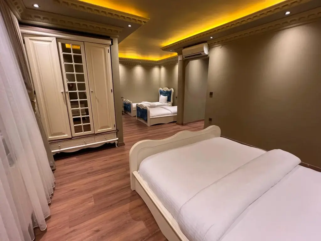 Йомра: Real King Residence