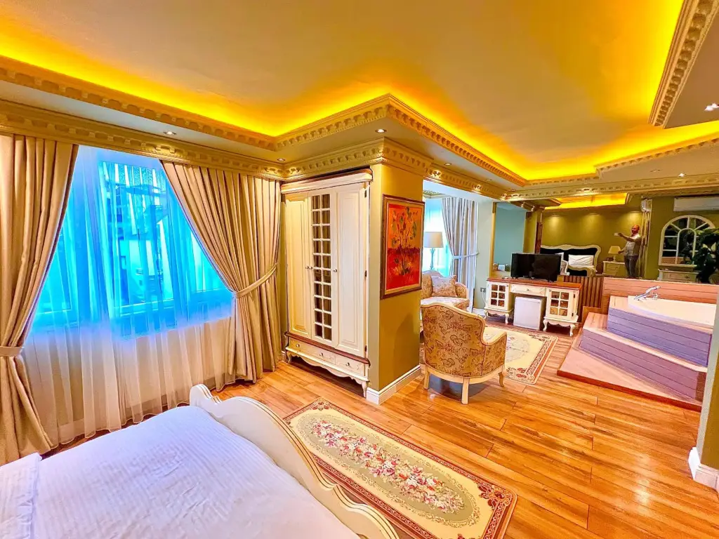Йомра: Real King Residence