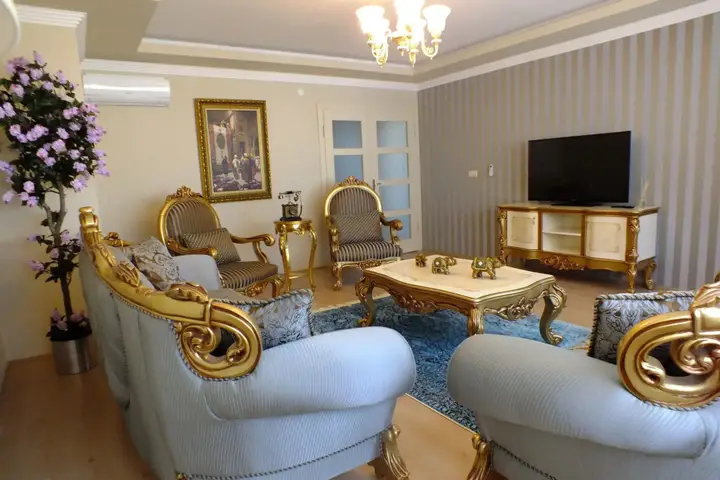 Йомра: Real King Residence
