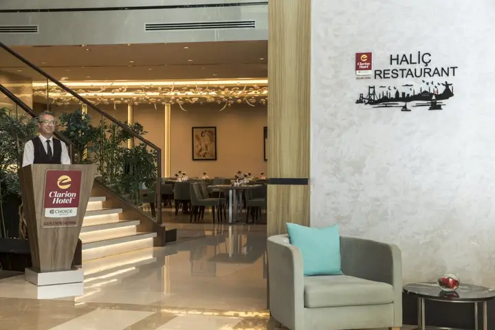 Стамбул: Отель Clarion Golden Horn