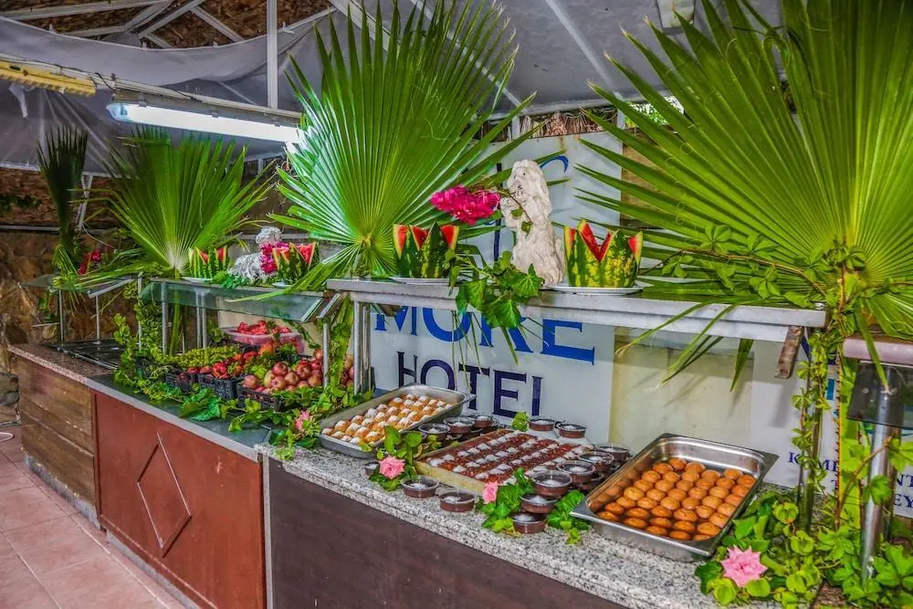 Бельдиби: More Hotel