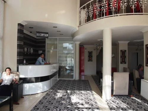 Ван: Hotel Mirva