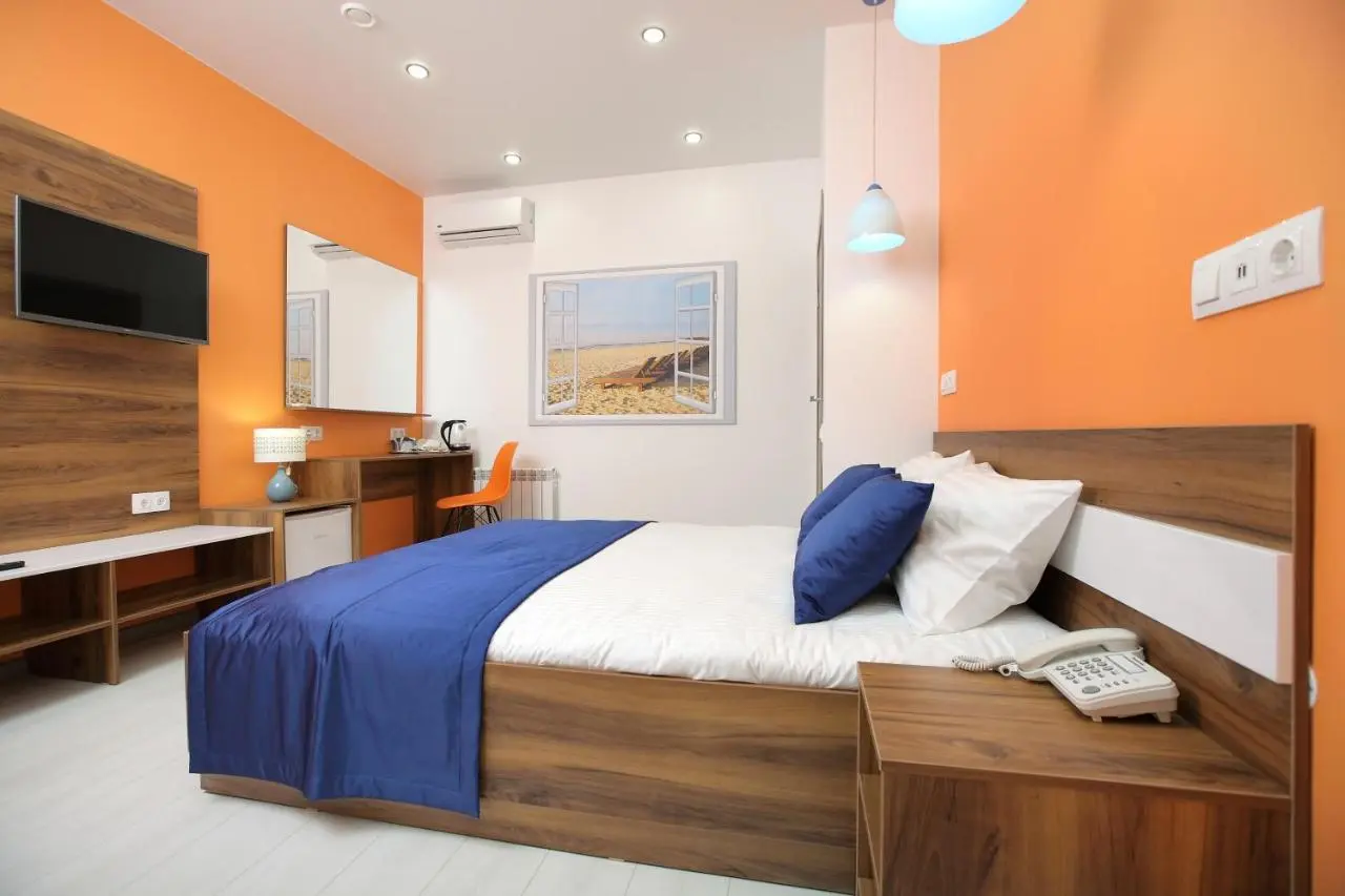 Красноярск: Hotel Raduga