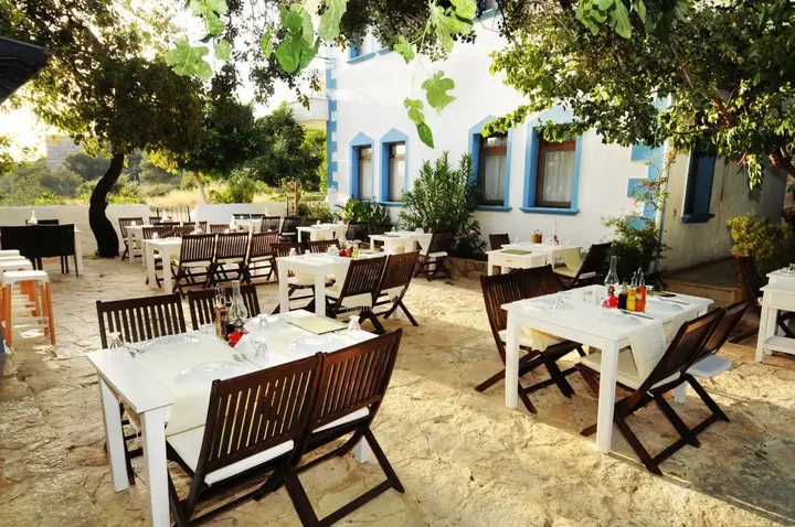 Каш: Kale Hotel