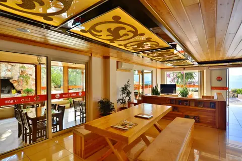 Kas Maki Hotel — фото 1