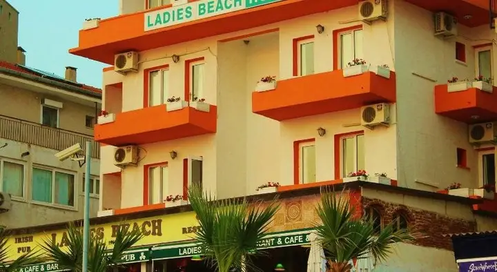 Кушадасы: Ladies Beach Hotel