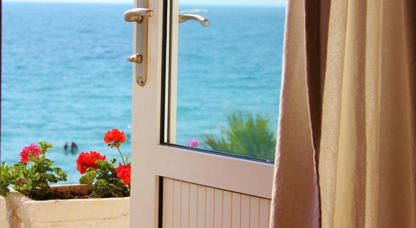 Кушадасы: Ladies Beach Hotel