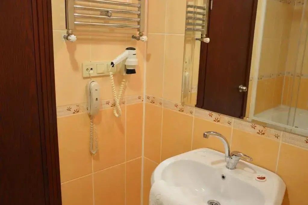 Болу: Remay Hotel
