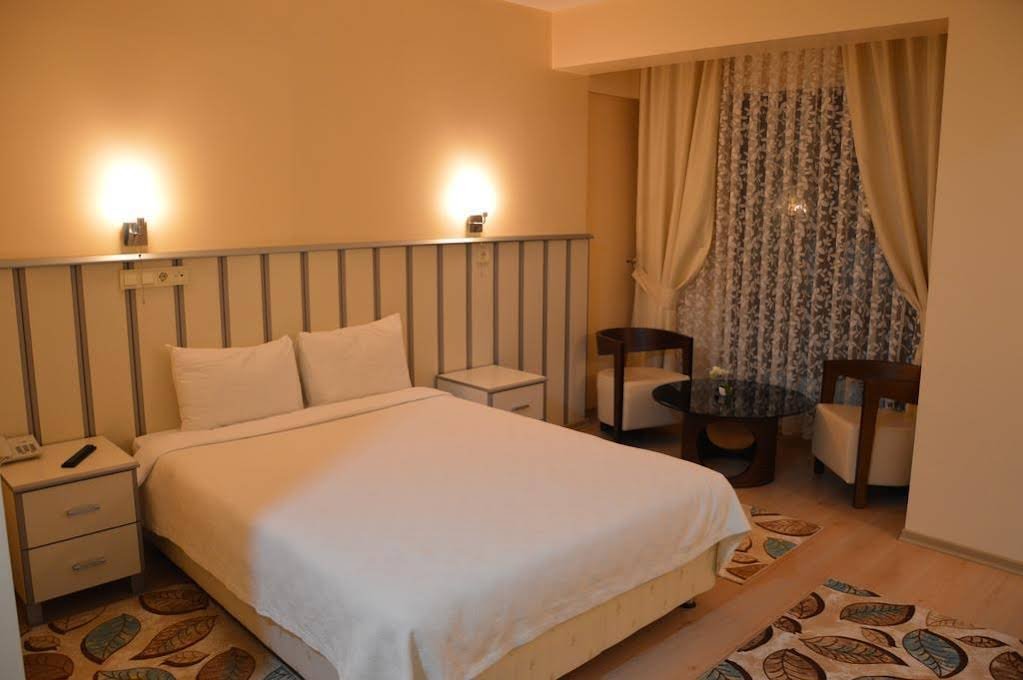 Болу: Remay Hotel