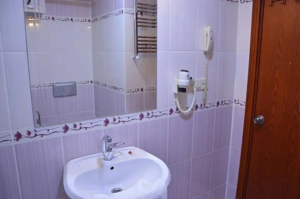 Болу: Remay Hotel
