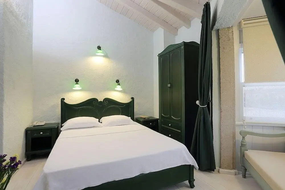 Чешме: 1850 Hotel