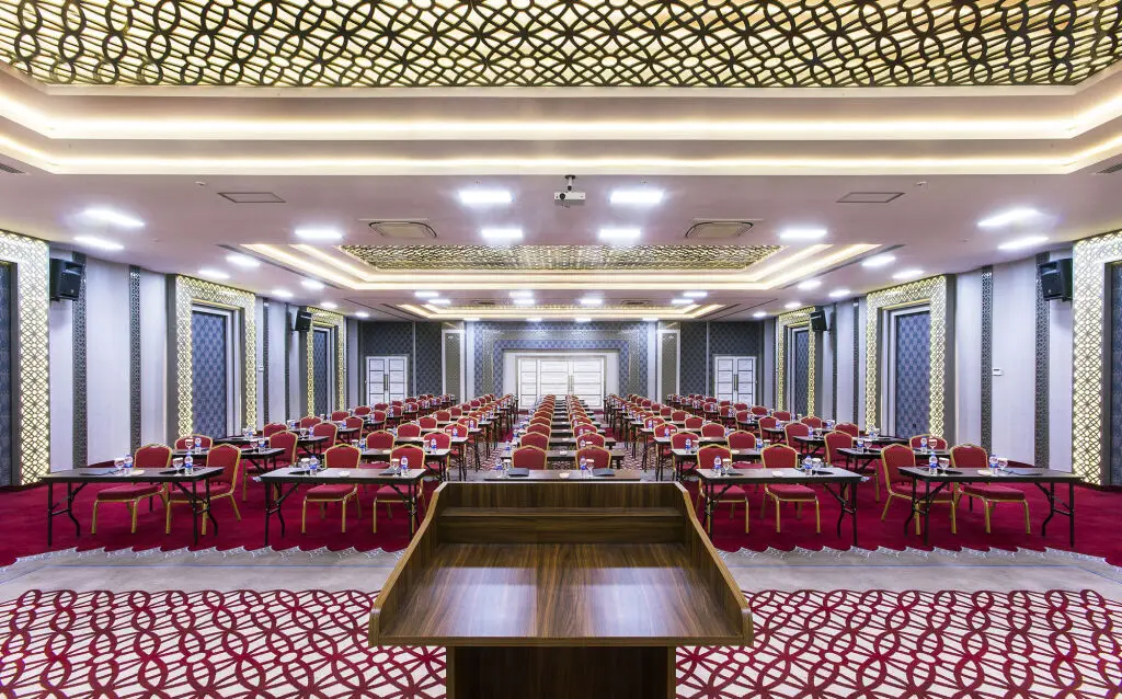 Анкара: Demonti Otel