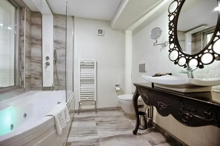 Анкара: Demonti Otel