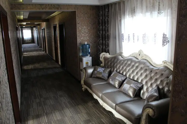 Курган: Kot Mini Hotel