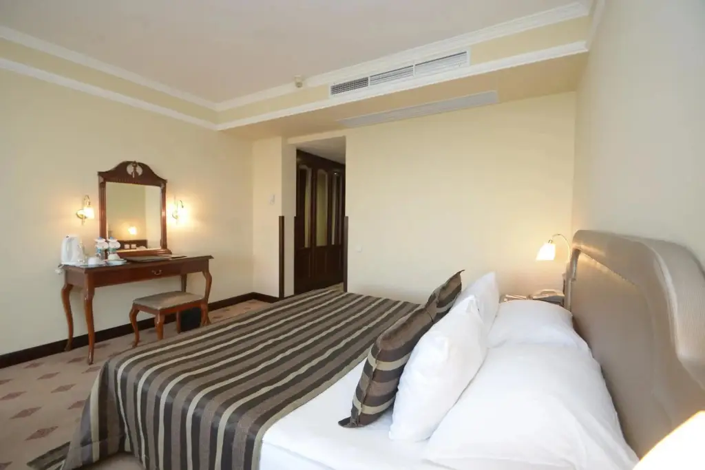 Измир: Karaca Otel
