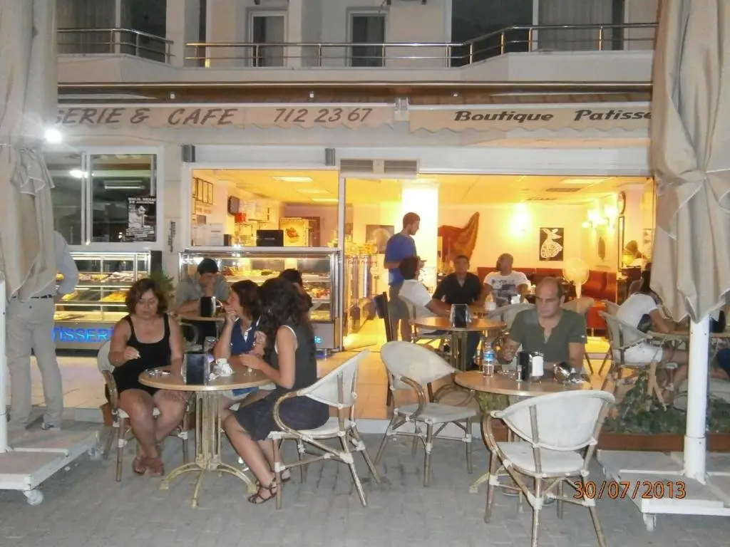 Aydeniz Apart Hotel — фото 1