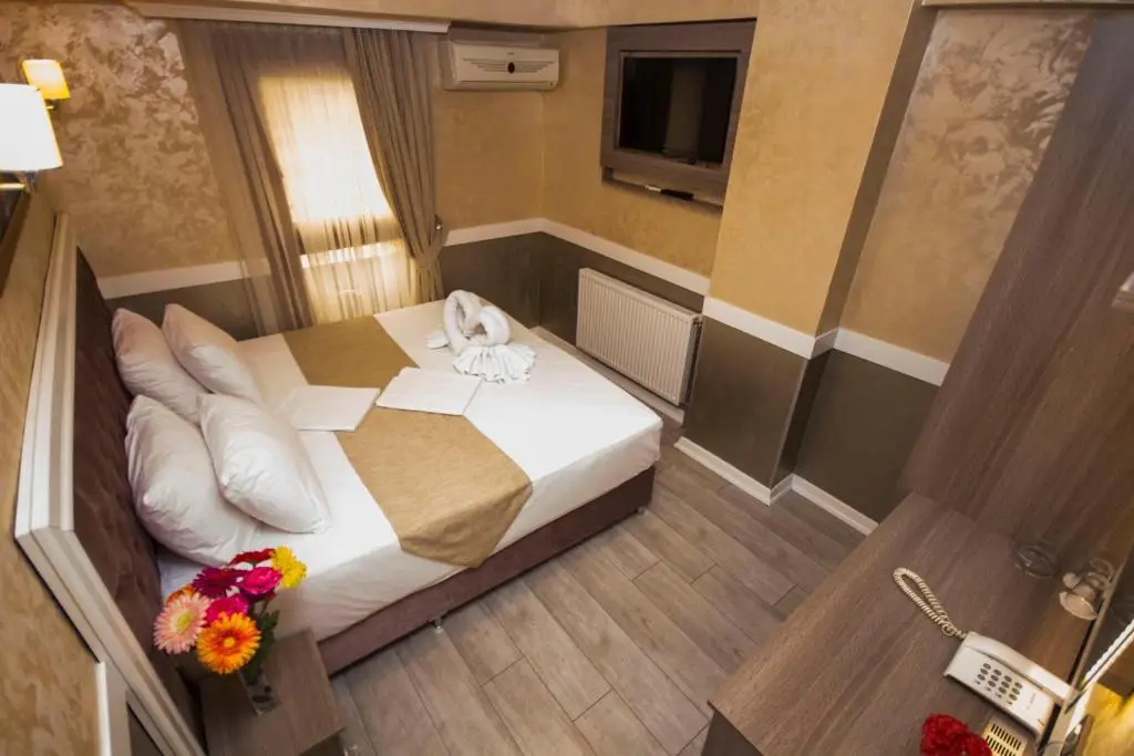 Стамбул: Bestur Hotel