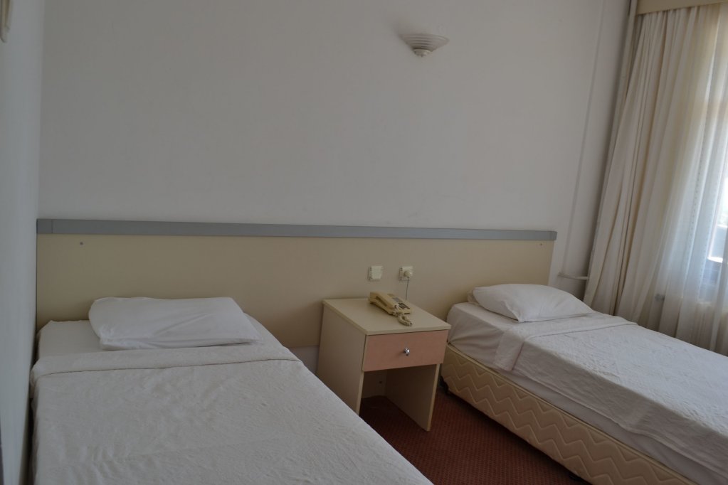 Эрдек: Kirtay Hotel