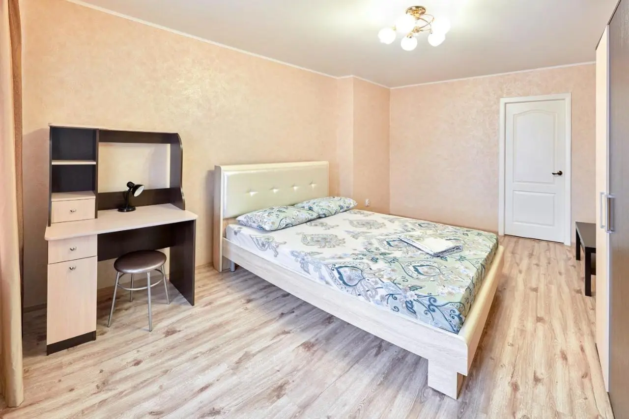 Курган: Apartments on Pichugina 6
