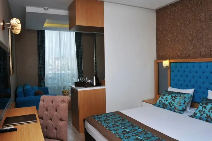 Анталья: La Porte Hotel