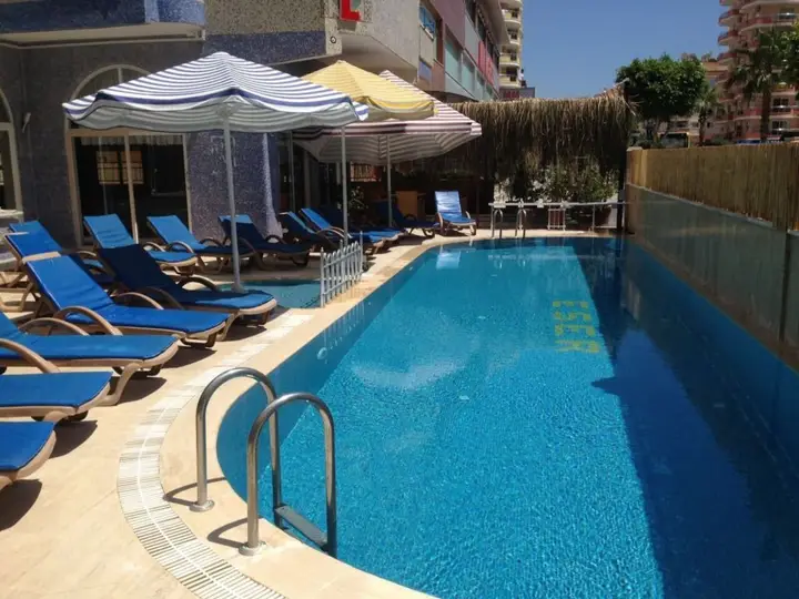 Аланья: Mahmutlar Suit Otel