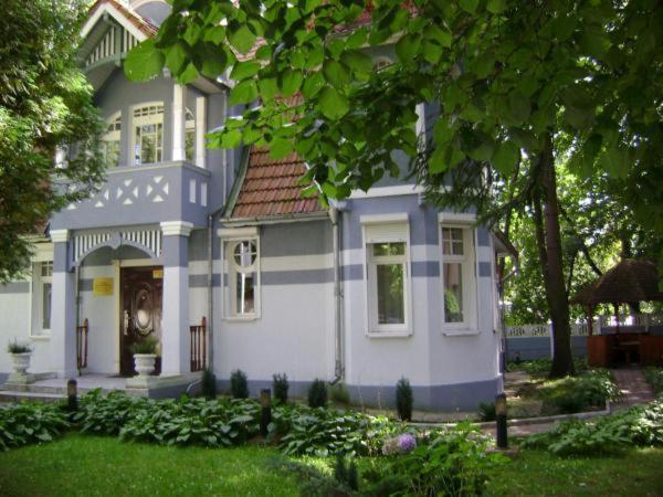 Гостиница Золотая бухта Светлогорск — фото 1