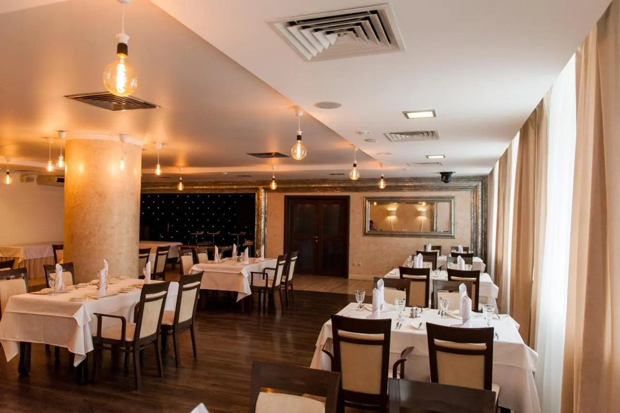 Курск: Avrora Business Hotel