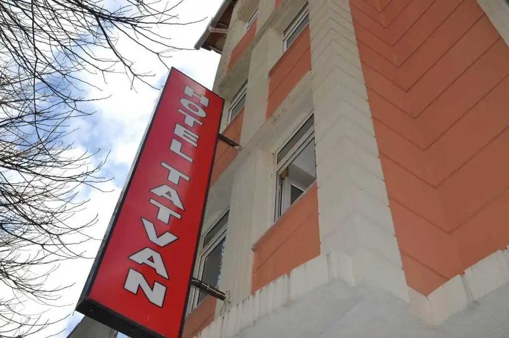 Стамбул: Tatvan Hotel