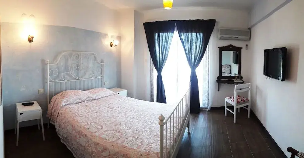 Чешме: Parva Port Hotel