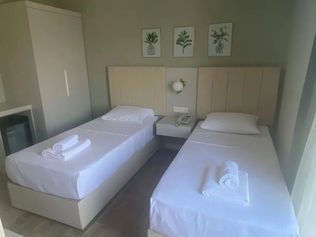 Торба: Hotel Olivia