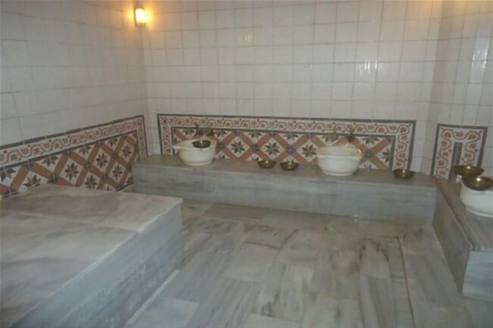 Орду: Grand Hotel Tesk