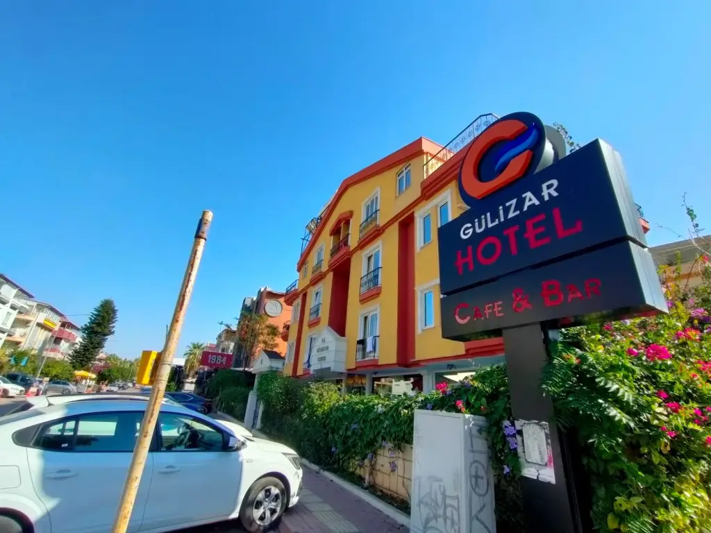 Анталья: Gulizar Hotel Konyaaltı