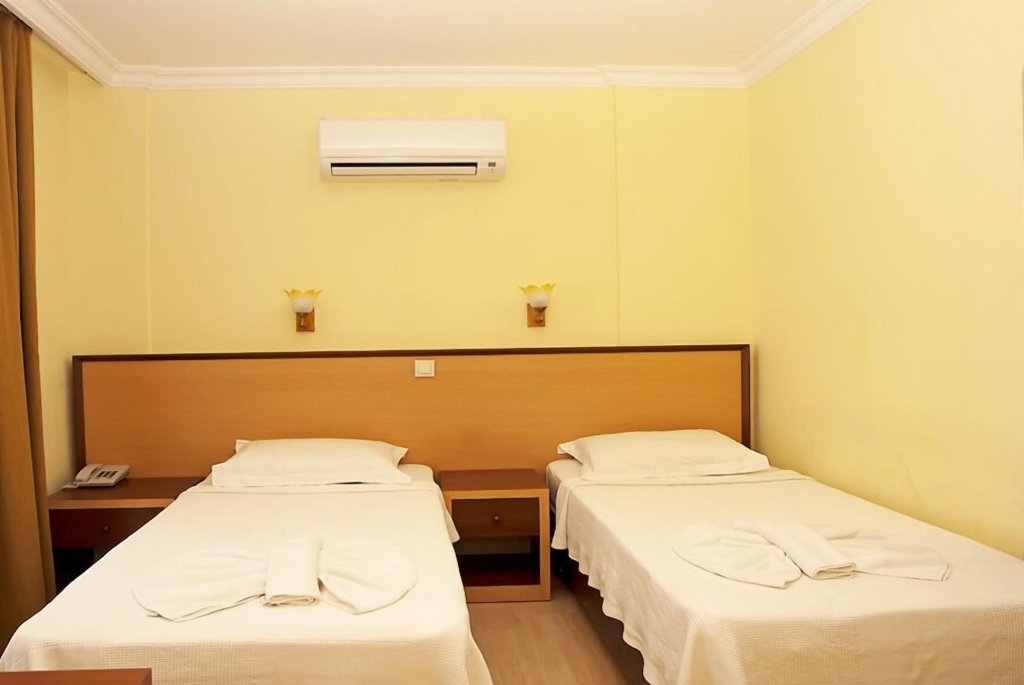 Felice Hotel — фото 1